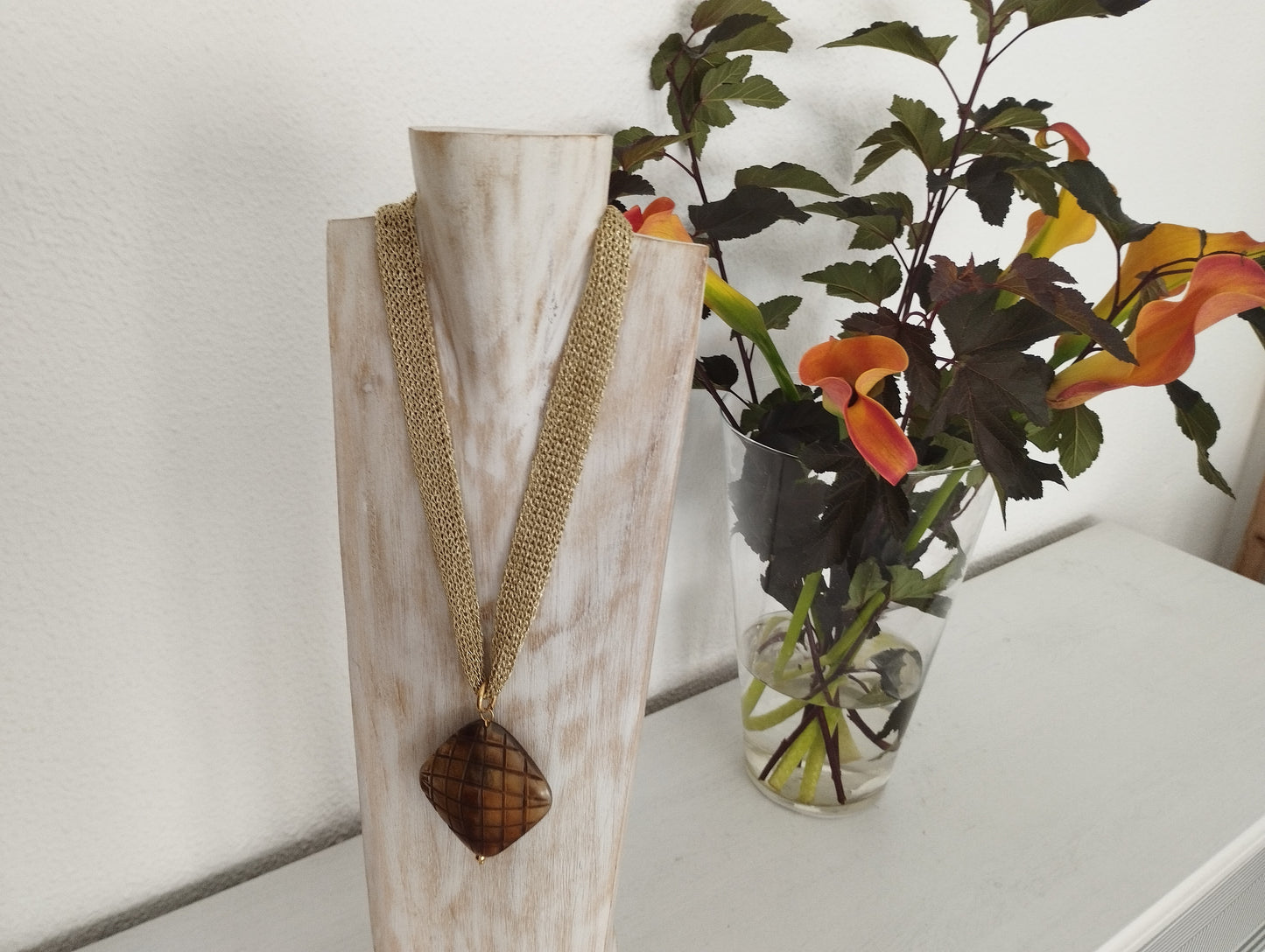 Collar "Alicia" dorado cuadrado