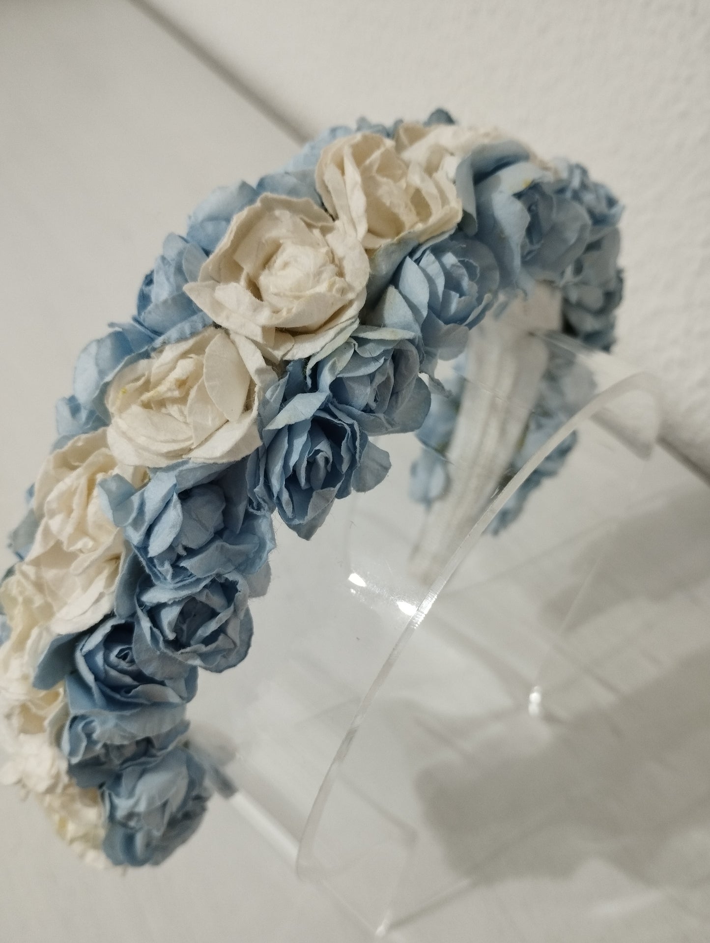 Diadema "Pilar" blanca y azul