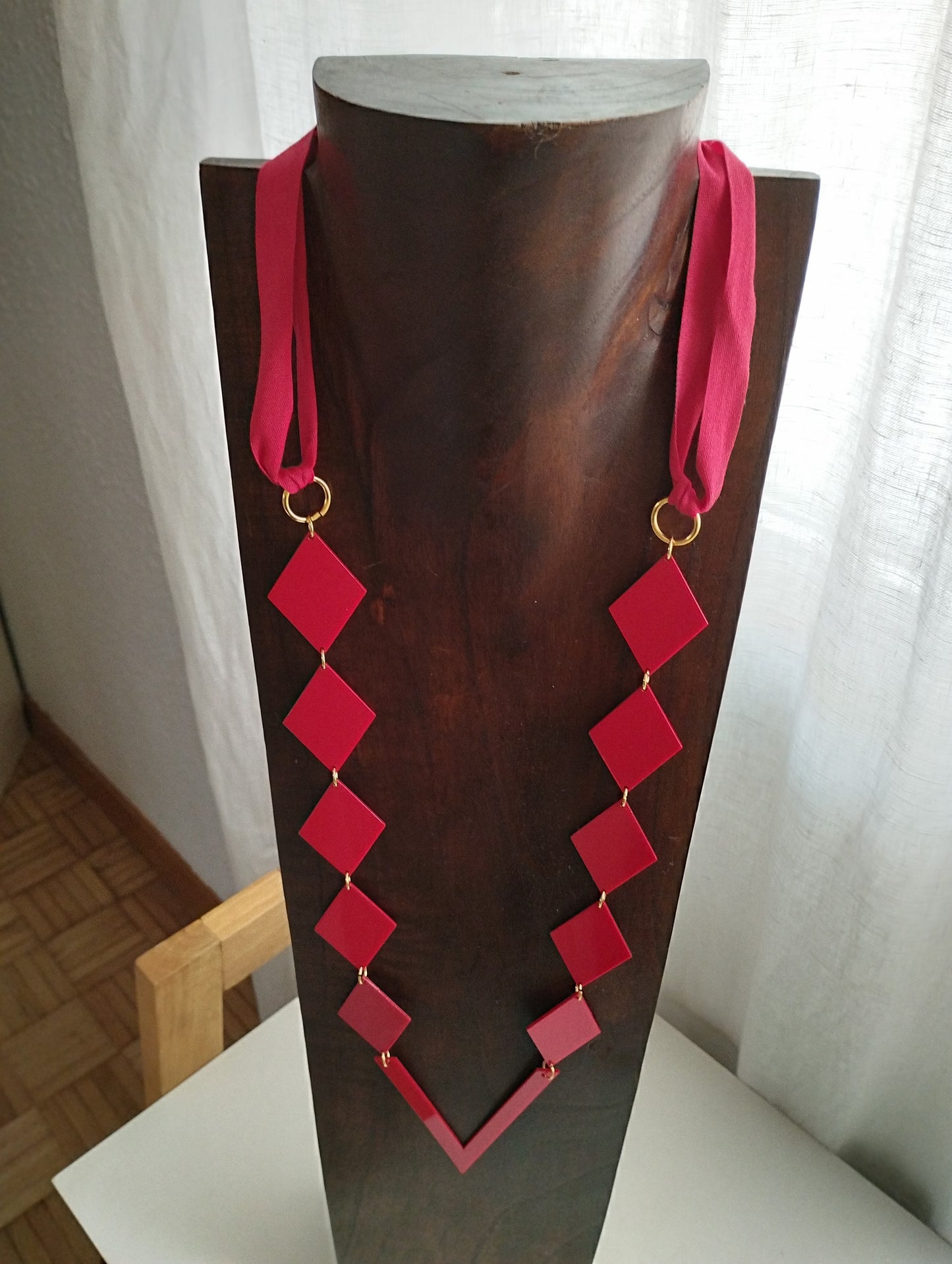 Collar "Amparo" rojo