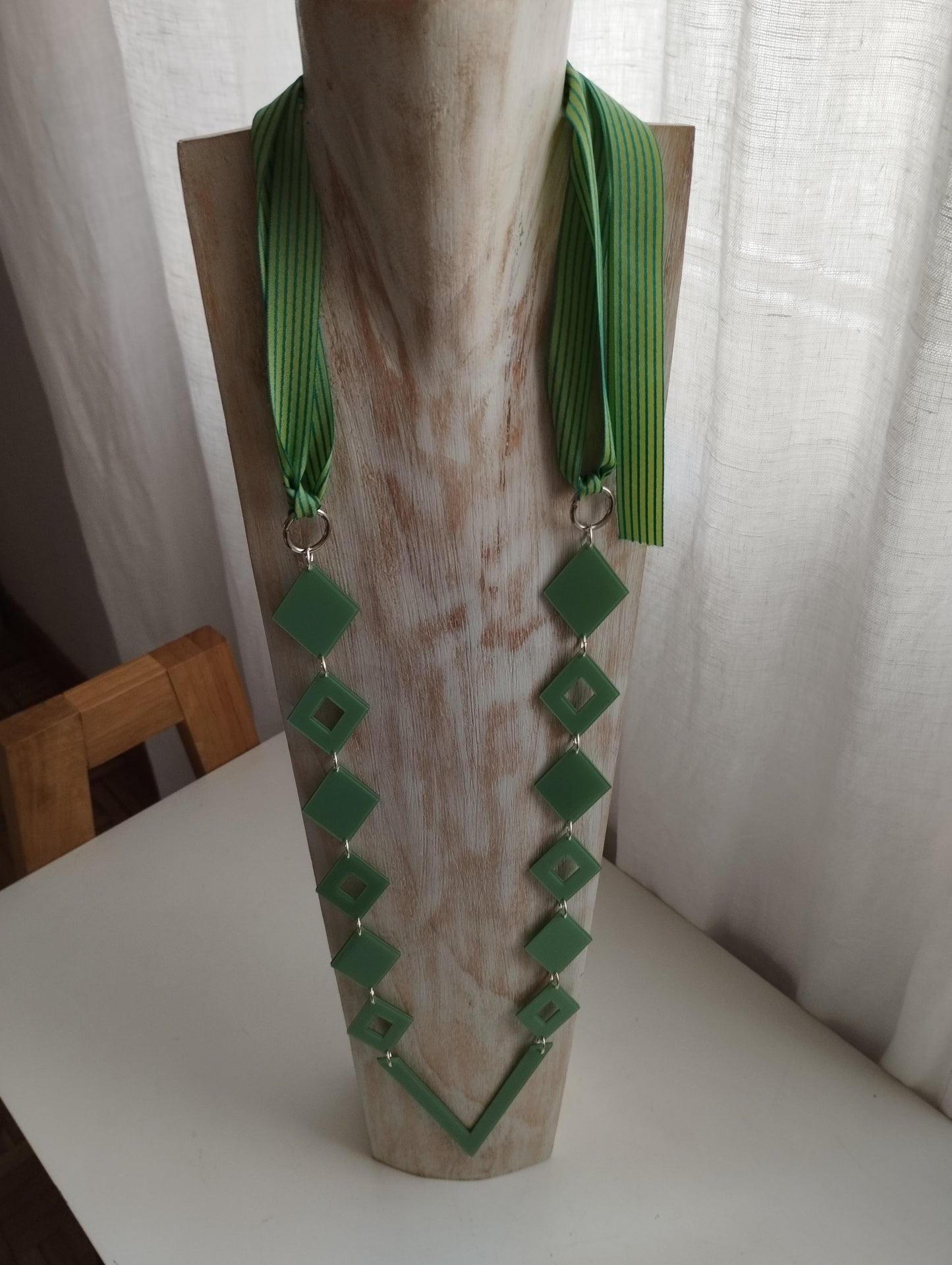 Collar "Amparo" verde