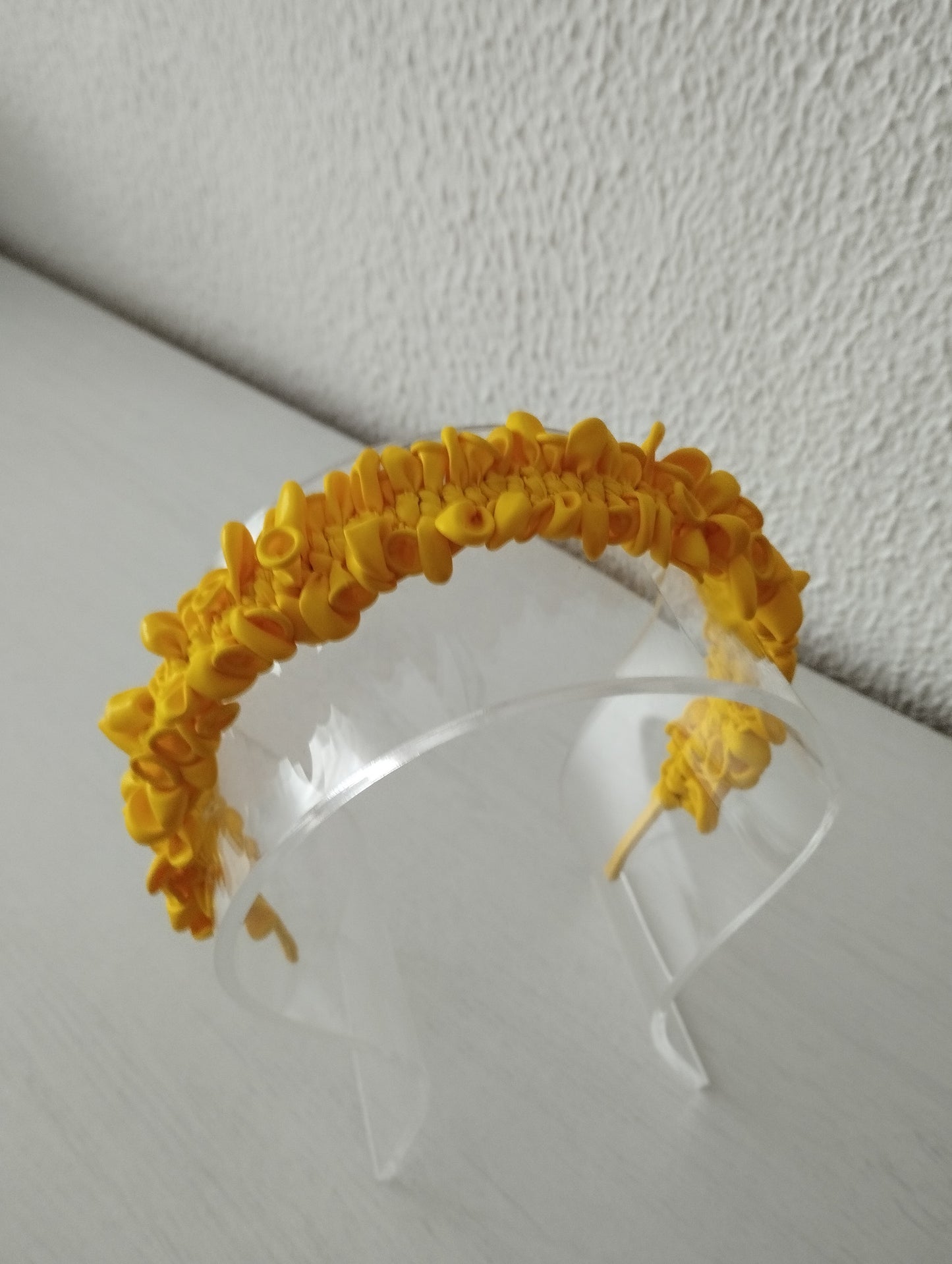 Diadema "Claudia" amarilla