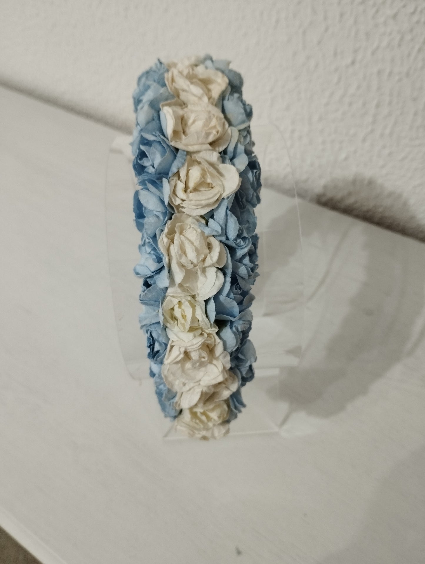 Diadema "Pilar" blanca y azul