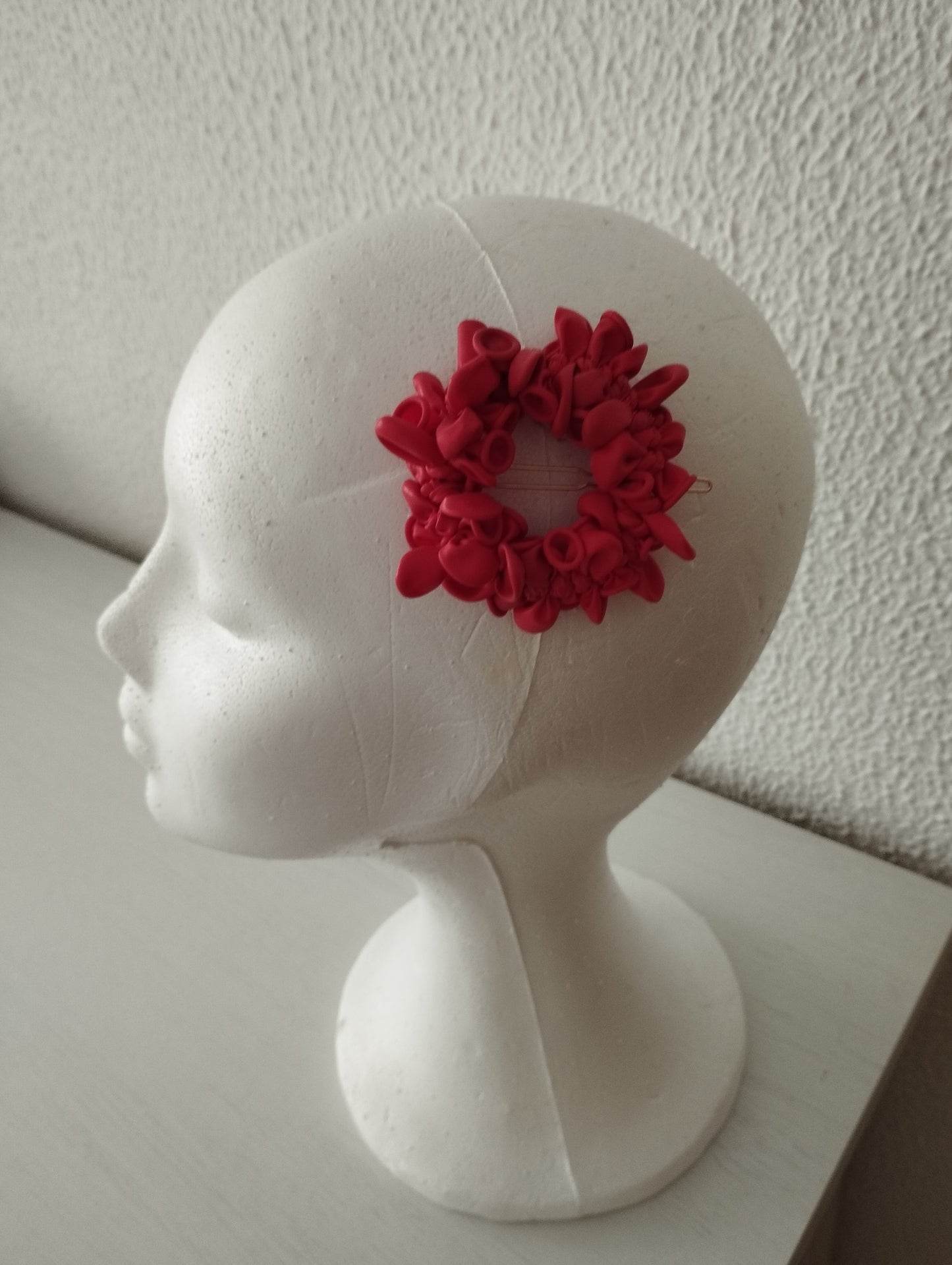 Prendedor "Sofía" rojo