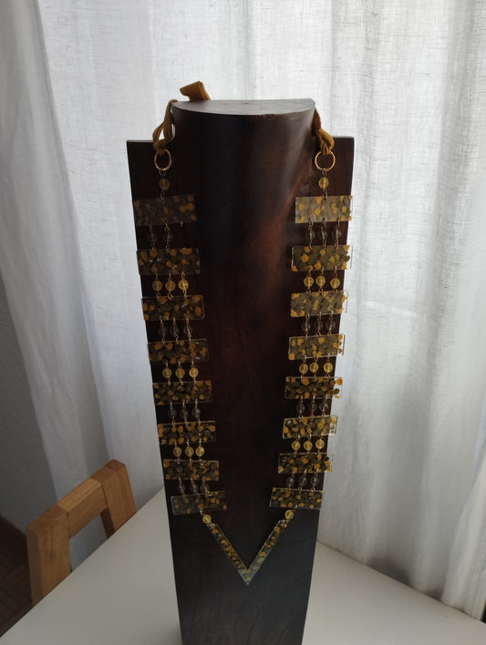 Collar "Victoria"